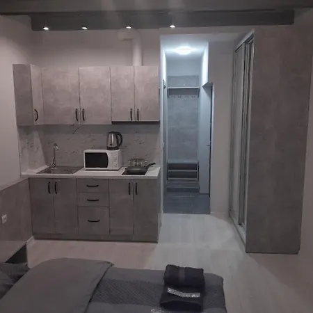 Apartmán Hotelroom 11 *