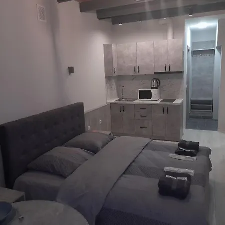 Hotelroom 11